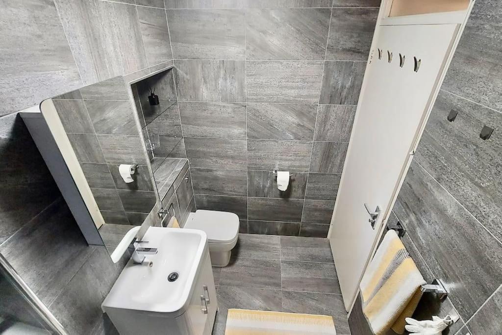 Central Apartment, Kings Cross 6 Mins Walk Лондон Экстерьер фото